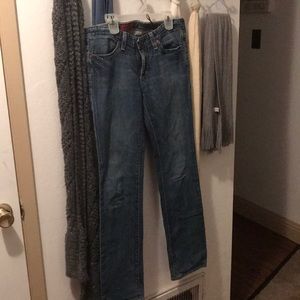 Women’s jeans